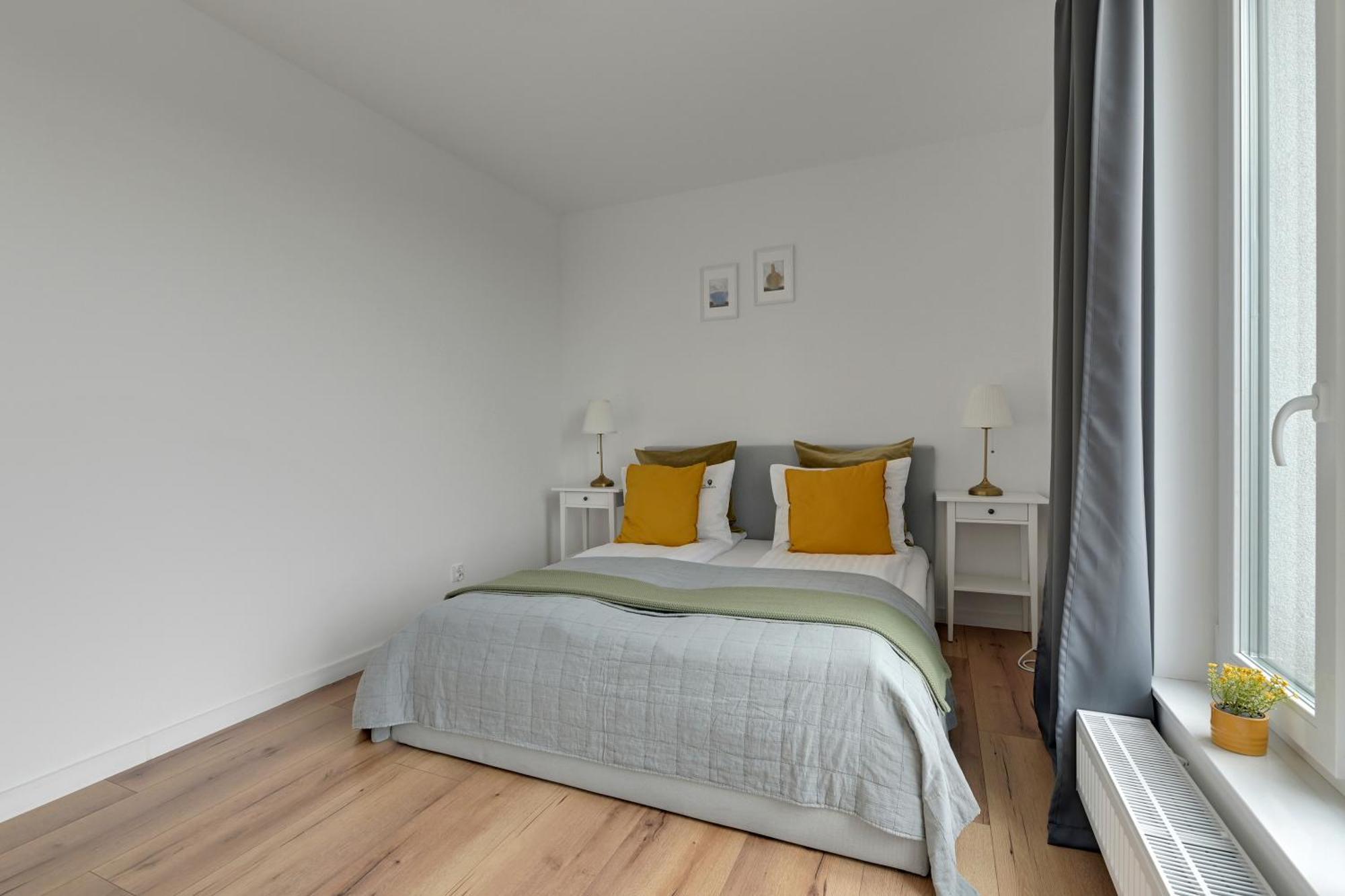 Baltic Sea Letnica Apartments With Parking By Lion Apartments 그단스크 외부 사진